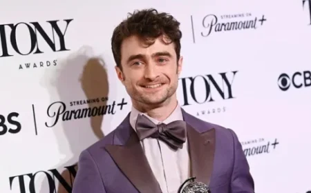 Daniel Radcliffe Stars in Broadway’s ‘Every Brilliant Thing’ Return