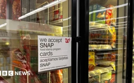 US States Sue Trump for Halting SNAP Food Benefits