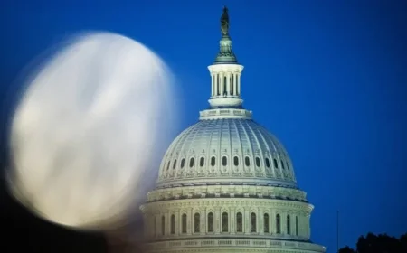 Shutdown Drains $7 Billion Monthly from U.S. Economy, Budget Office Reports