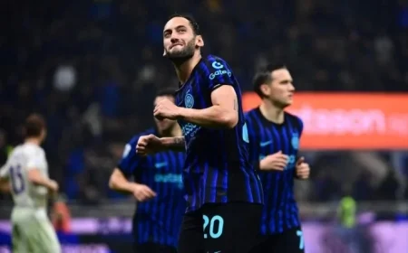 Inter vs Fiorentina at 20:45: Sucic and Pio Start, Kean in First 11