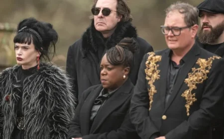 Furious Celeb Traitors Star Blasts Jonathan Ross as ‘Snake’ Amid Rivalry