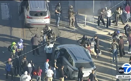 Federal Agents Sweep Oxnard Neighborhood