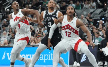 Collin Murray-Boyles Nets First Career Points Against Spurs