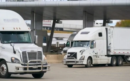 Republicans Join Democrats to End Trump’s Canada Tariffs