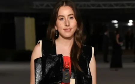 Alana Haim Joins Aubrey Plaza in ‘The Heidi Fleiss Story’ Talks