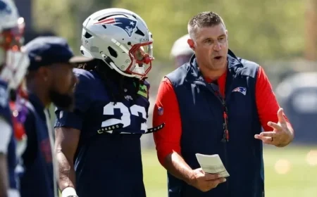 Mike Vrabel Discusses Patriots’ Trades of Kyle Dugger, Keion White