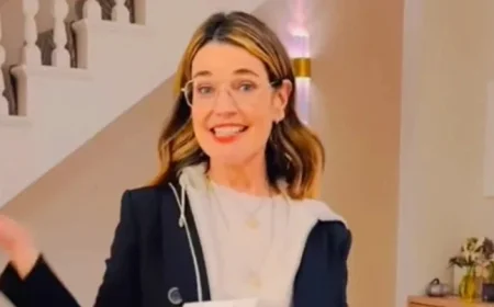 Savannah Guthrie Dazzles in ’67 Halloween Costume