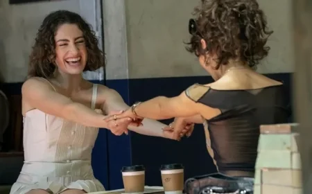 Sennott’s ‘I Love LA’ Explores Her Self-Indulgent Fantasy (Review)