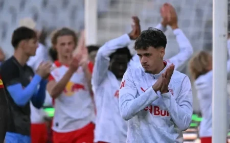 Manchester United Pursue Wing-Back Inspired by Amad: Vivell Leverages Connections