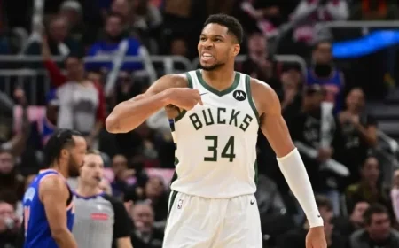 Bucks vs. Warriors: TV Channel, Time, and Odds Tonight