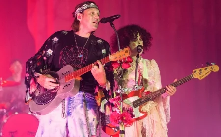 Arcade Fire co-founders Win Butler and Régine Chassagne announce separation after 22 years; band activity to continue