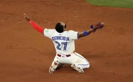 Blue Jays Poised for Historic Victory