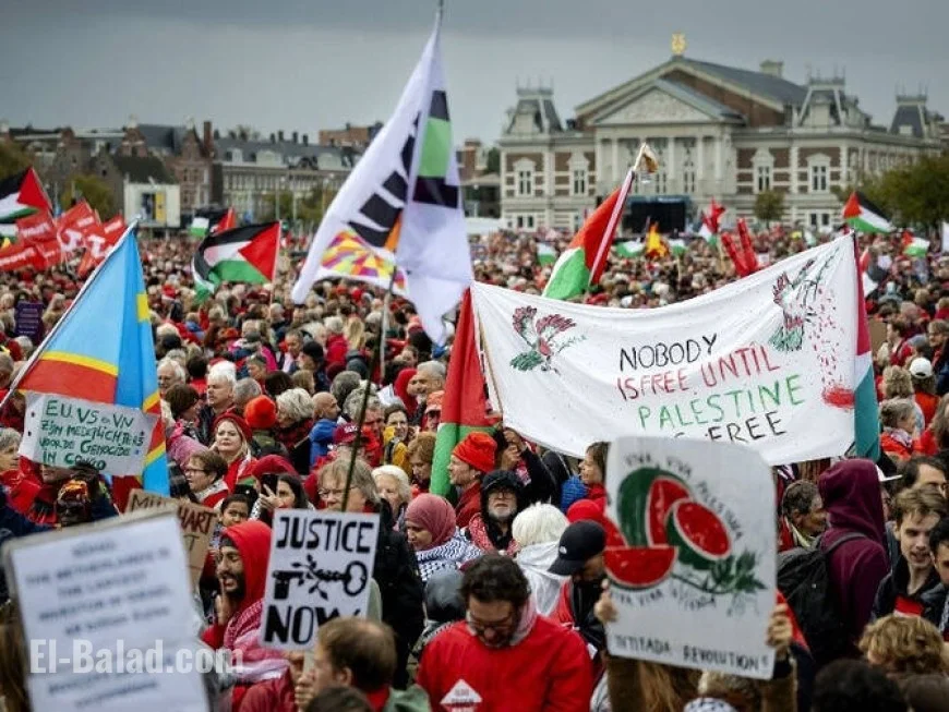 Hundreds of Thousands March in Amsterdam - Netherlands Calling for Stronger Action Against Gaza War