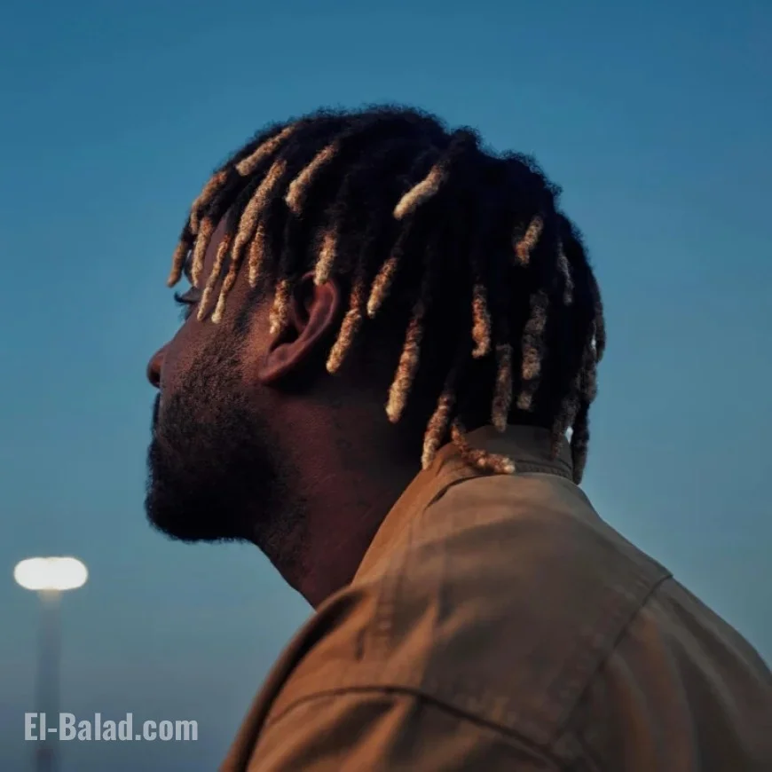 Myles Smith Invites You to Dance with “Stay”