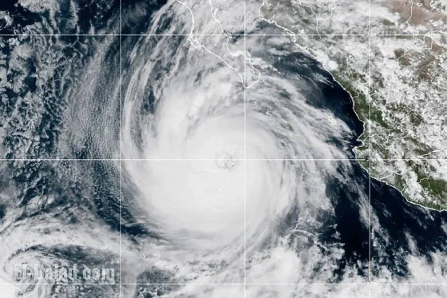 Hurricane Priscilla Weather Update: Powerful Storm Pounds Western Mexico, Eyes U.S. Southwest with Heavy Rains