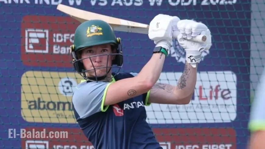 Pakistan Bowls as Australia Welcomes Schutt and Wareham