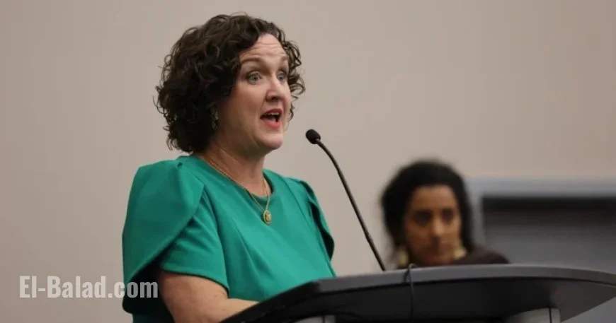 Gubernatorial Candidate Katie Porter Requests Off-Camera Interview Moments