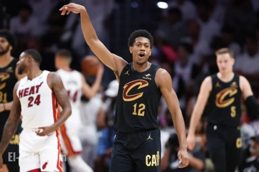 De’Andre Hunter Impresses with Kawhi-Like Performance in Preseason Opener