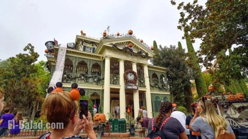 Disneyland Visitor Dies After Riding Haunted Mansion