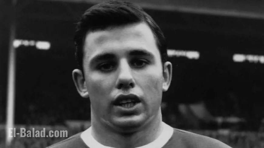 Former Manchester United Midfielder Jimmy Nicholson Dies at 79