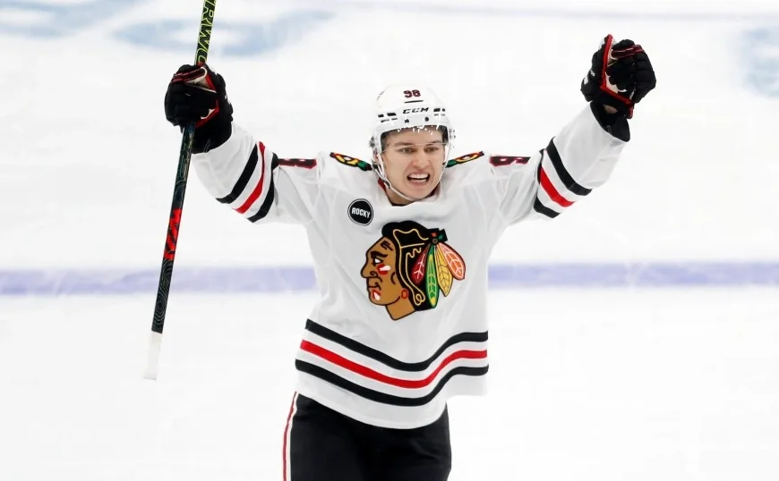Connor Bedard rips first goal of 2025–26 as Blackhawks tweak top line and tempo