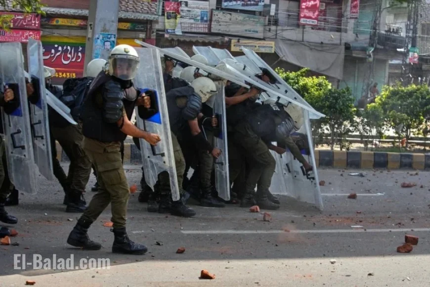 Violence Erupts at Pro-Palestinian Protest: Arrests Made in Lahore
