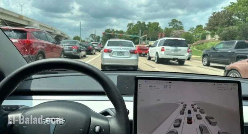 NHTSA Probes Tesla’s Full Self-Driving Safety; TSLA Stock Alerted