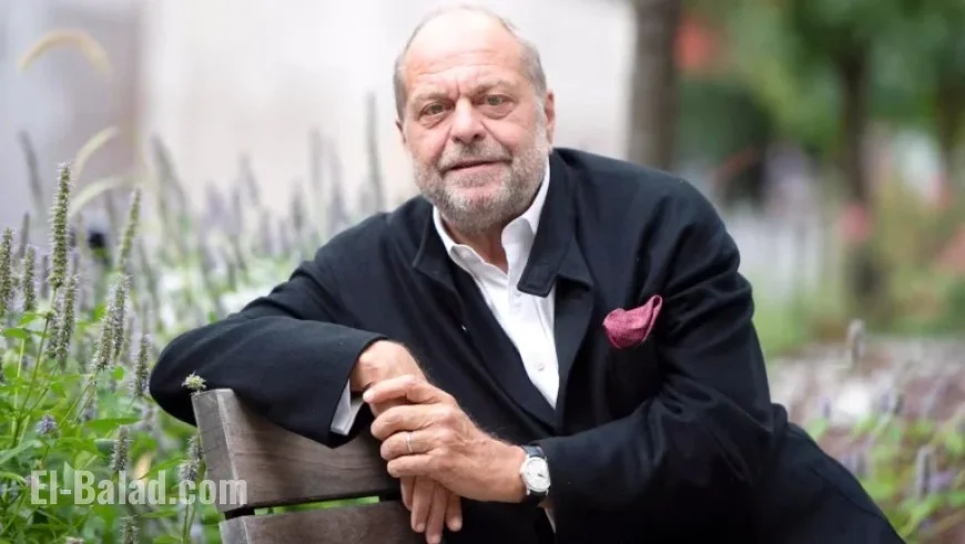 Éric Dupond-Moretti Debuts on Montreal Stage, Calls It Cooler Than Paris