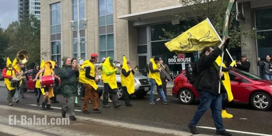 Portlanders Hold Rival Rallies on ICE Following Naked Bike Ride