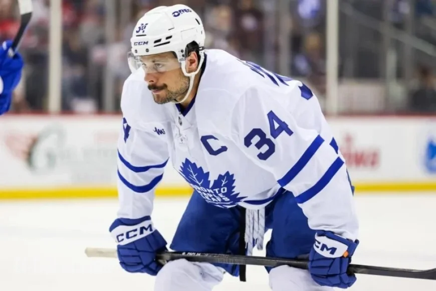 Auston Matthews Sends Direct Message to Dylan Larkin Before Saturday Matchup