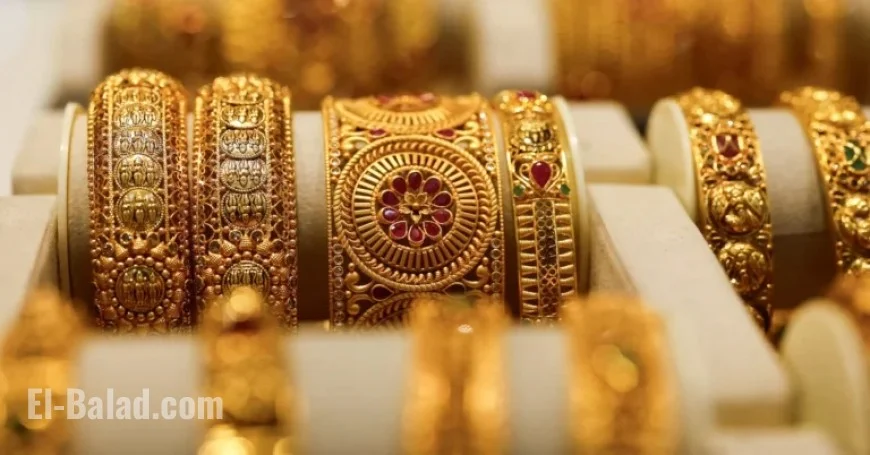 Gold Surges Past $4,100 Amid Fed Rate Cut Hopes, US-China Tensions