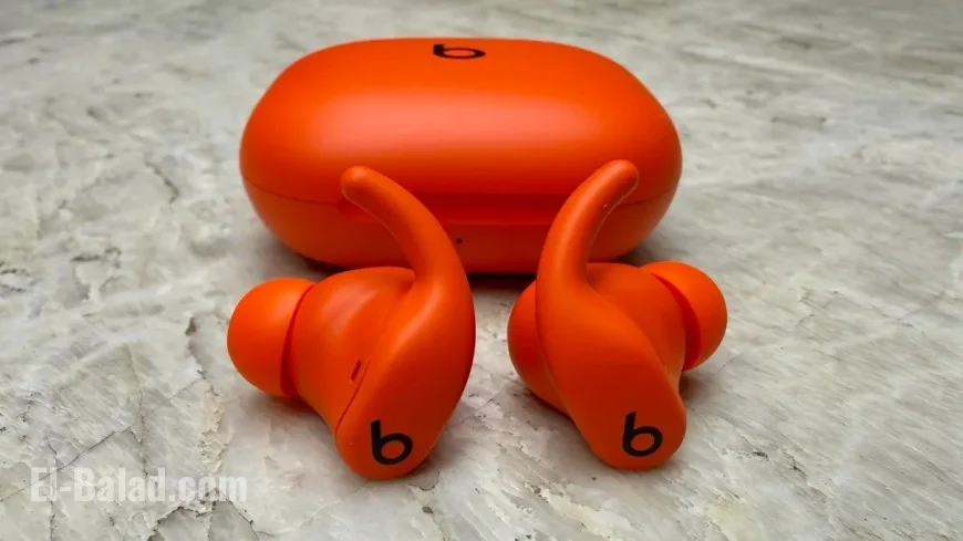 Beats Powerbeats Fit: First Wave of Reviews Says Comfort Leaps Forward—But Upgrades Stay Modest