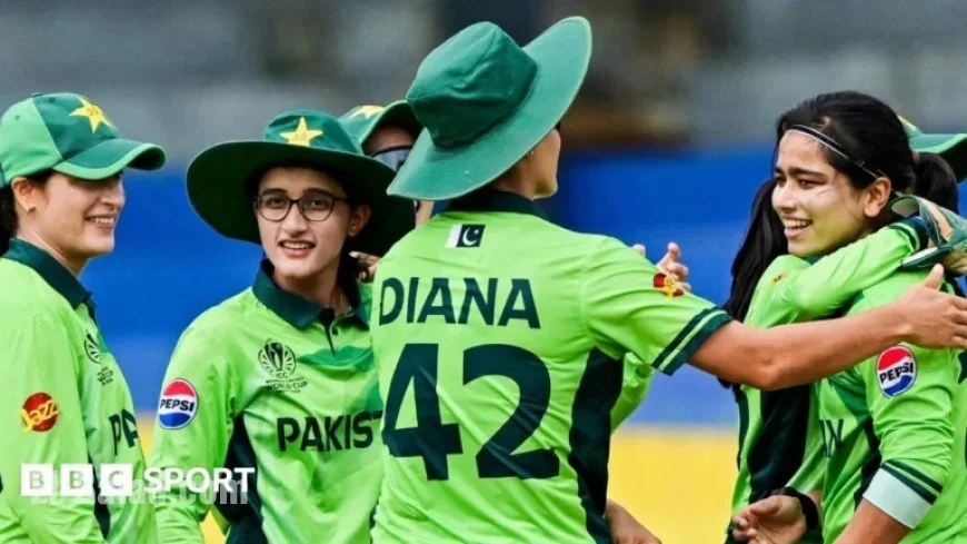 Live Updates: England vs Pakistan in Women’s Cricket World Cup 2025