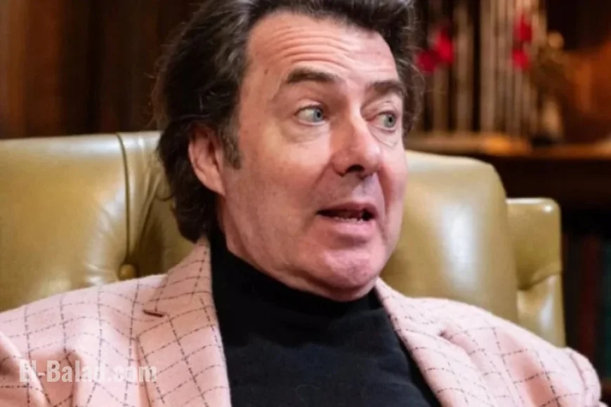 Jonathan Ross Alerts Celebrities to ‘Uncomfortable’ Traitors Experience