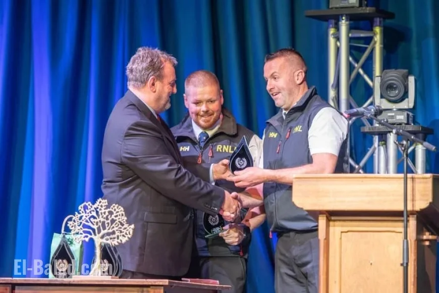 Tenby Observer Honors Community Kindness