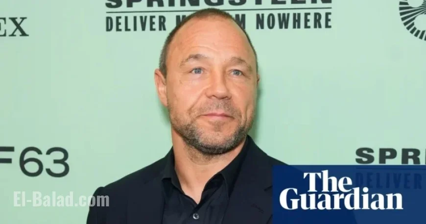 Stephen Graham Launches Global Project Inviting Fathers to Write to Sons