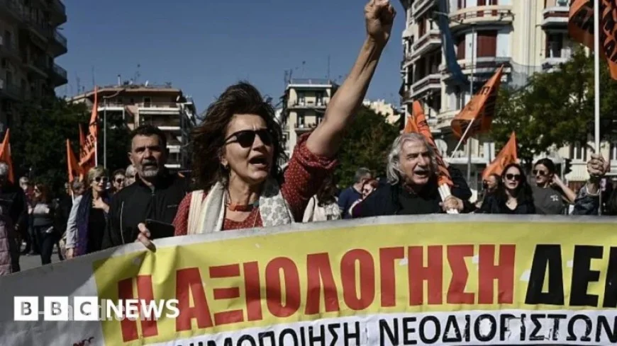 Greece Approves Law Permitting 13-Hour Workdays in Specific Cases