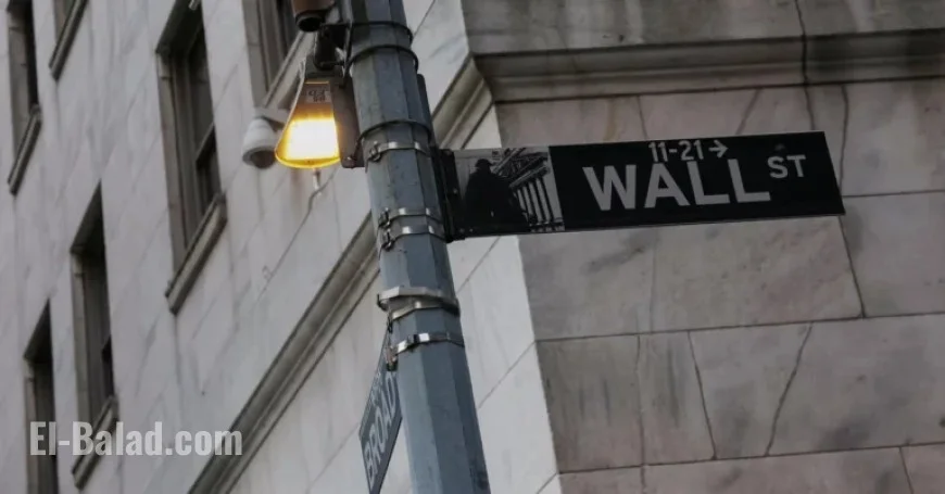 US Bank Stocks Plunge Amid Investor Concerns Over Rising Risks