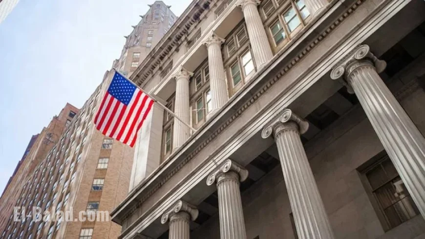 Dow Drops on Bank Concerns; Eli Lilly, Novo Stocks Slide