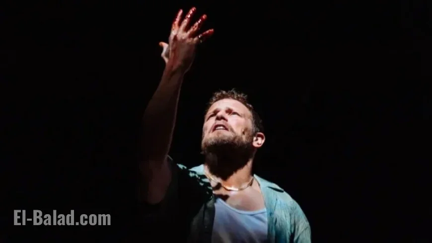 First-Look Images: ‘Outlander’ Star Sam Heughan Shines in RSC’s ‘Macbeth’