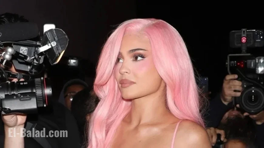 Kylie Jenner Revives King Kylie Style with Bubblegum Pink Hair