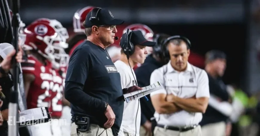 South Carolina Fans Boo Gamecocks, Demand Mike Shula’s Firing Against Oklahoma