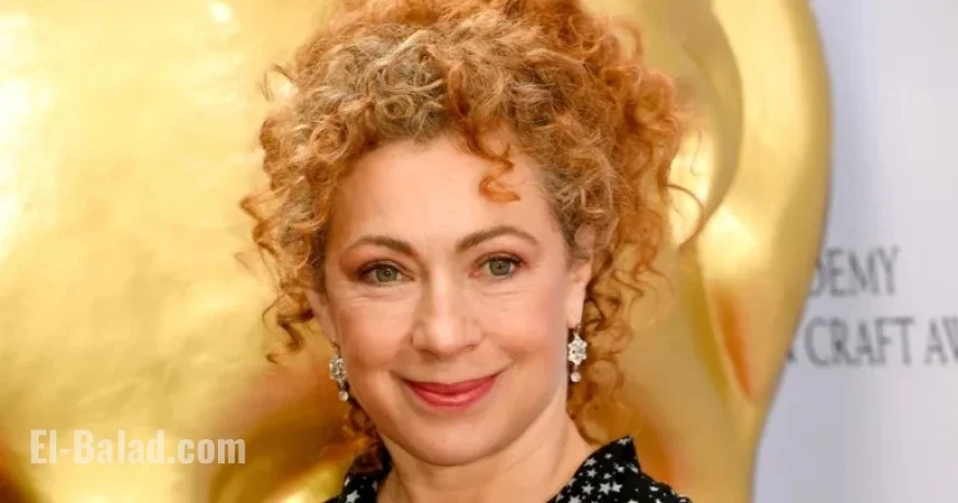 Actor Alex Kingston Reveals Uterine Cancer Symptoms
