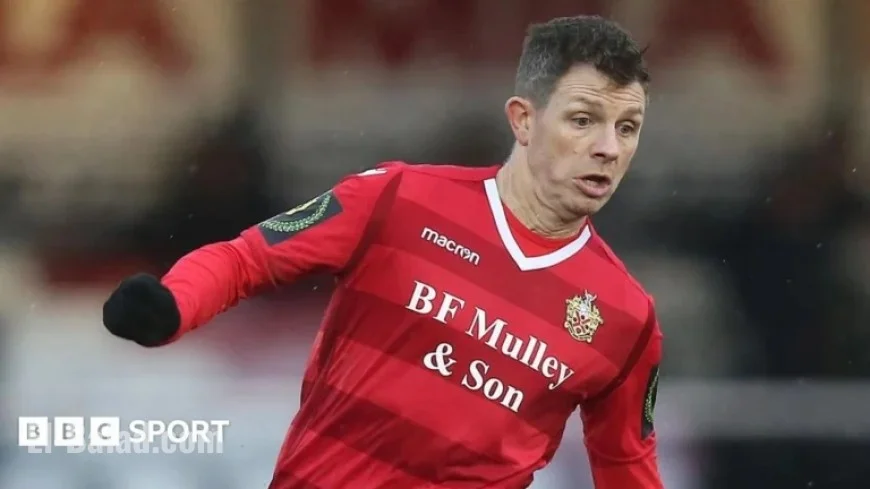 Veteran Striker Jamie Cureton Aims to Score at 50 with New Club