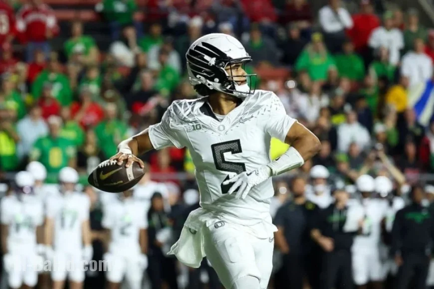 Dante Moore Propels Oregon to Record 56-10 Victory Over Rutgers