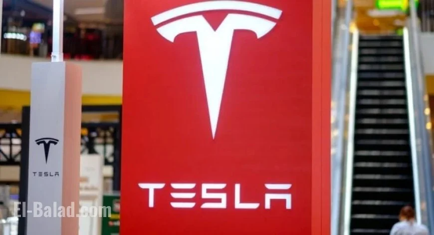 Barclays Analyzes Conflicting Tesla Narratives Before Q3 Earnings