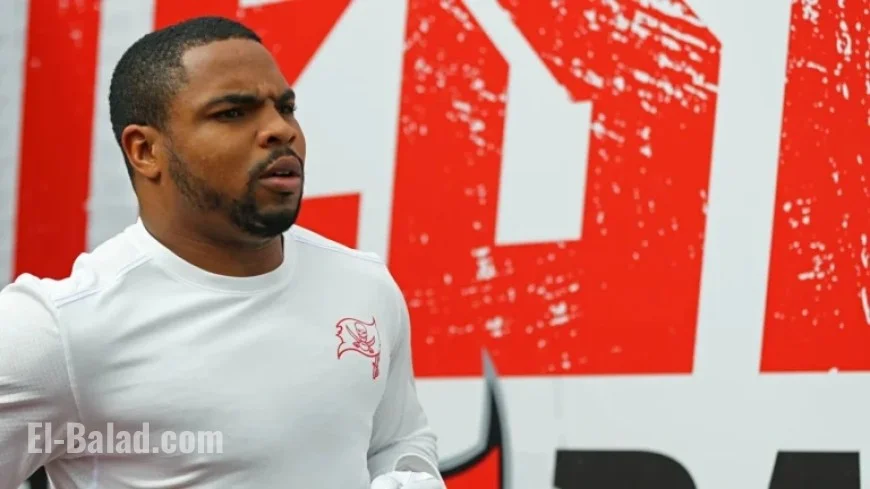 Doug Martin Dies While in Oakland Police Custody: Report