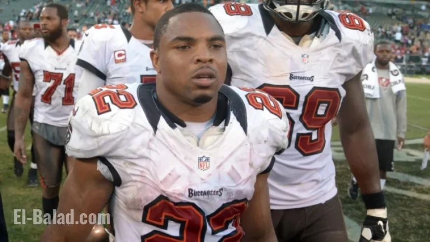 Oakland Police Report Former NFL RB Doug Martin Dies in Custody