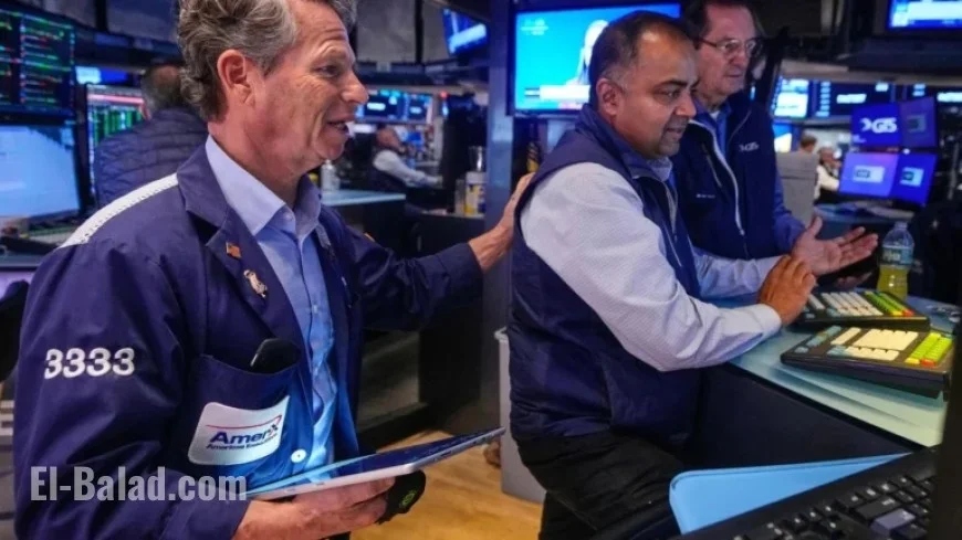 Apple Rally Boosts Wall Street to Near Record Highs
