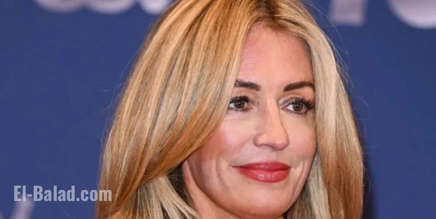 Cat Deeley Embraces Autumn Trend with Chic Scarf on This Morning